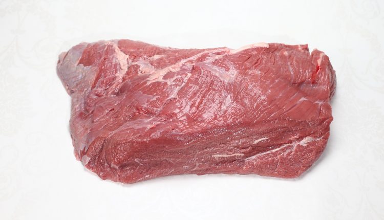 Beim Barfen nur frisches Fleisch verfüttern